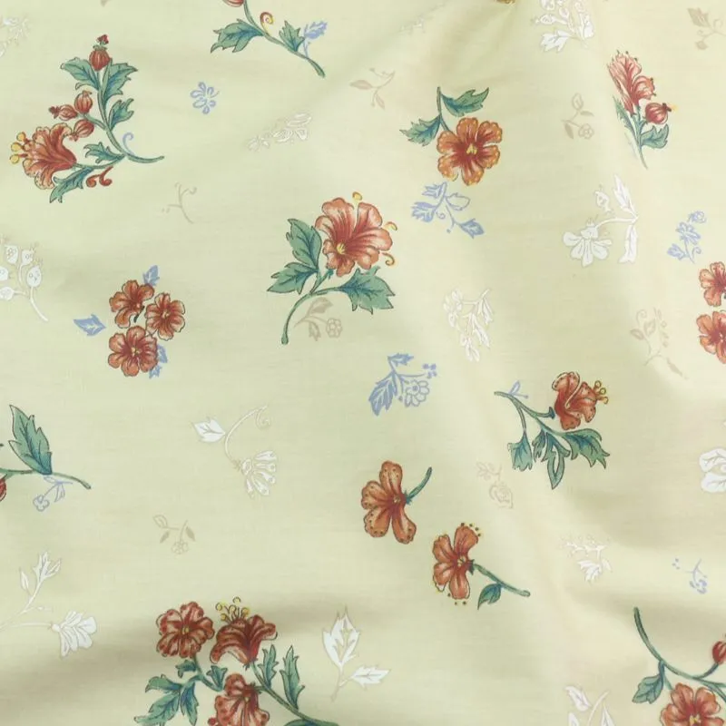 ผ้าคอตตอน 100% ทอทวิล ผ้าเมตร พิมพ์ลายดอกไม้ หน้ากว้าง2.35 เมตร ลาย✿น้ำตาลพื้นครีม-175