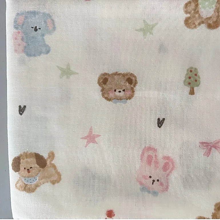 ผ้าคอตตอน 100% ทอโปร่ง ผ้าเมตร หน้ากว้าง 2.5 เมตร 98 นิ้ว ลาย Cute Pets เหมาะนำไปทำผ้าอ้อม ผ้าห่อตัวเด็กแรกเกิด