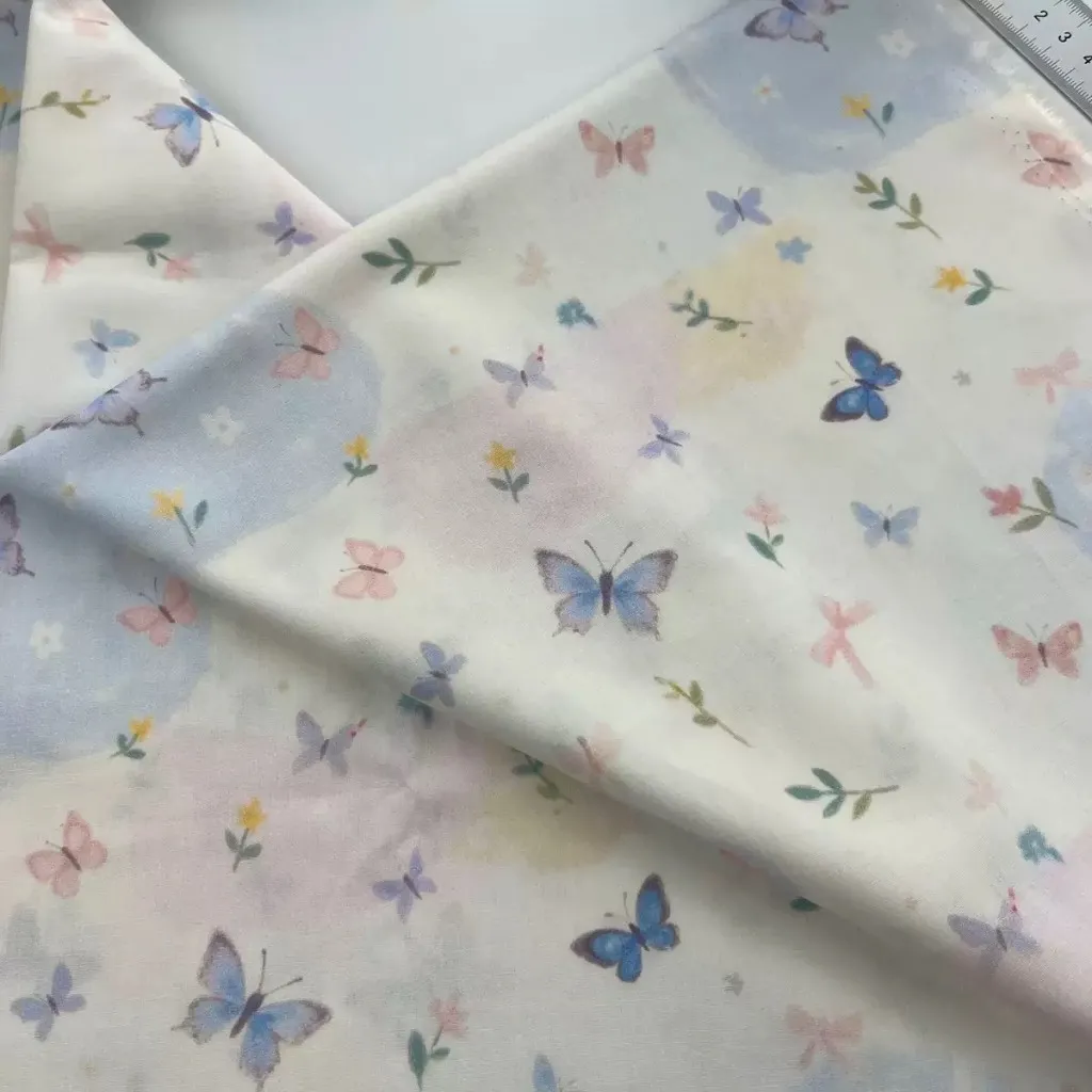 ผ้าคอตตอน 100% cotton poplin  ตัดขายเป็นเมตร หน้ากว้าง 145 เซนติเมตร ลาย ผีเสื้อสีฟ้า รูปที่ 2