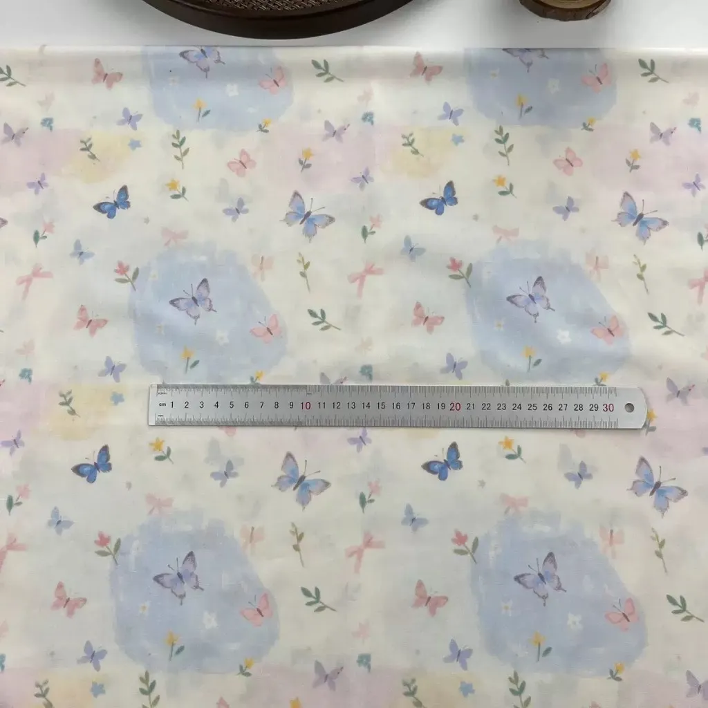 ผ้าคอตตอน 100% cotton poplin  ตัดขายเป็นเมตร หน้ากว้าง 145 เซนติเมตร ลาย ผีเสื้อสีฟ้า รูปที่ 3