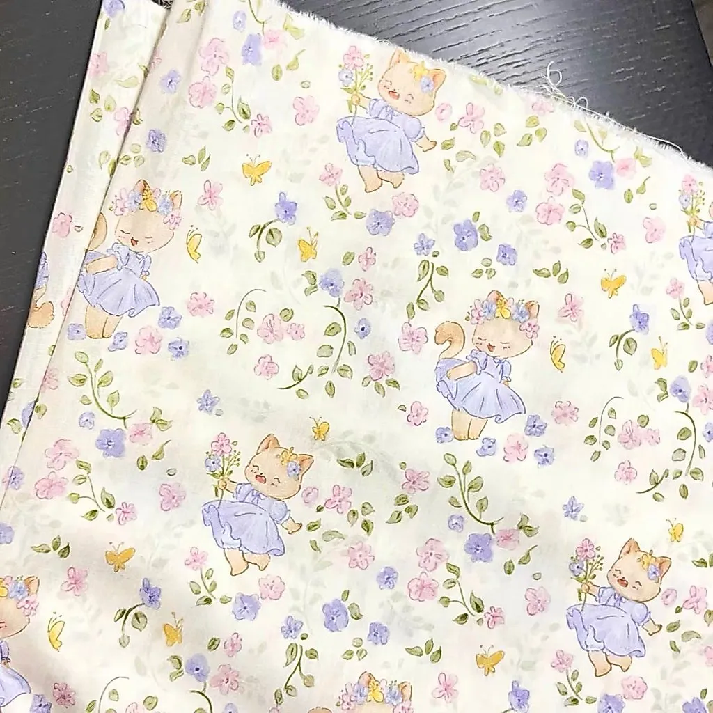 ผ้าคอตตอน 100% cotton poplin  ตัดขายเป็นเมตร หน้ากว้าง 145 เซนติเมตร พิมพ์ลายแมวในสวนดอกไม้ รูปที่ 8
