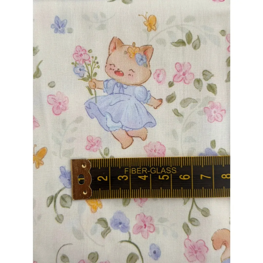 ผ้าคอตตอน 100% cotton poplin  ตัดขายเป็นเมตร หน้ากว้าง 145 เซนติเมตร พิมพ์ลายแมวในสวนดอกไม้ รูปที่ 3